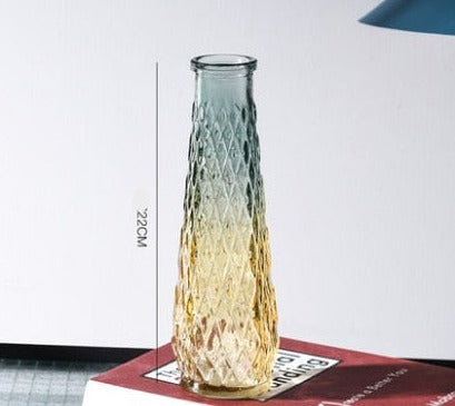 Vaso Vintage Europeu em Vidro em Relevo