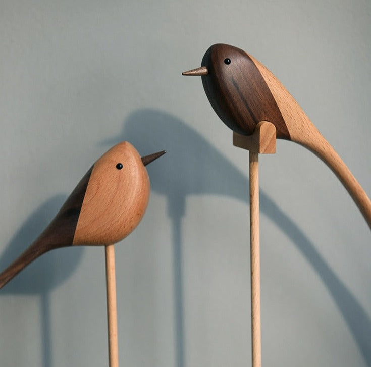 Escultura de Pássaros em Madeira Estilo Nórdico